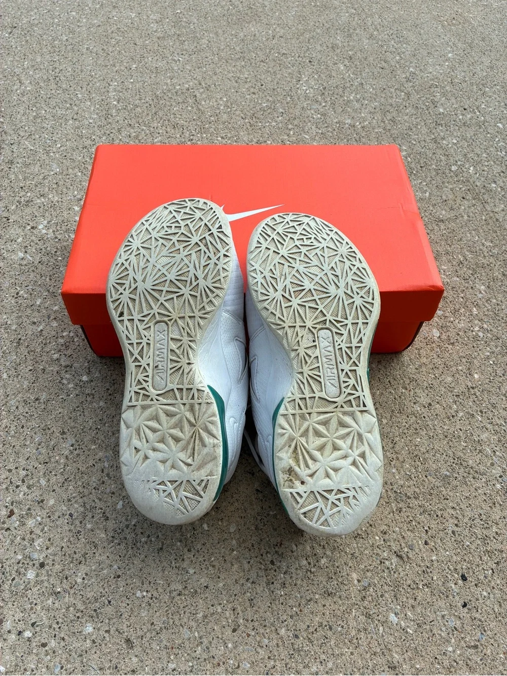 Nike Women's Air Max Bella